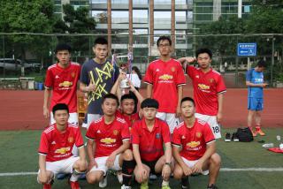 第五届社团文化艺术节“八人制”足球赛圆满落幕