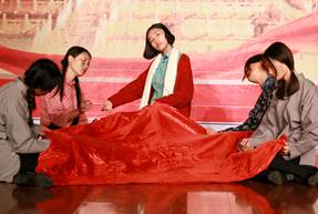 喜迎十九大 坚定跟党走——学院隆重举行庆祝中华人民共和国成立68周年文艺演出