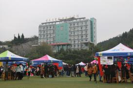 学院顺利开展2017年社团会员招新现场报名工作